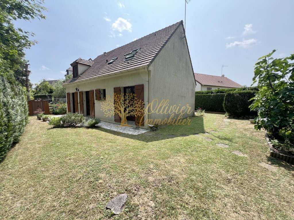 Maison à LA QUEUE-EN-BRIE