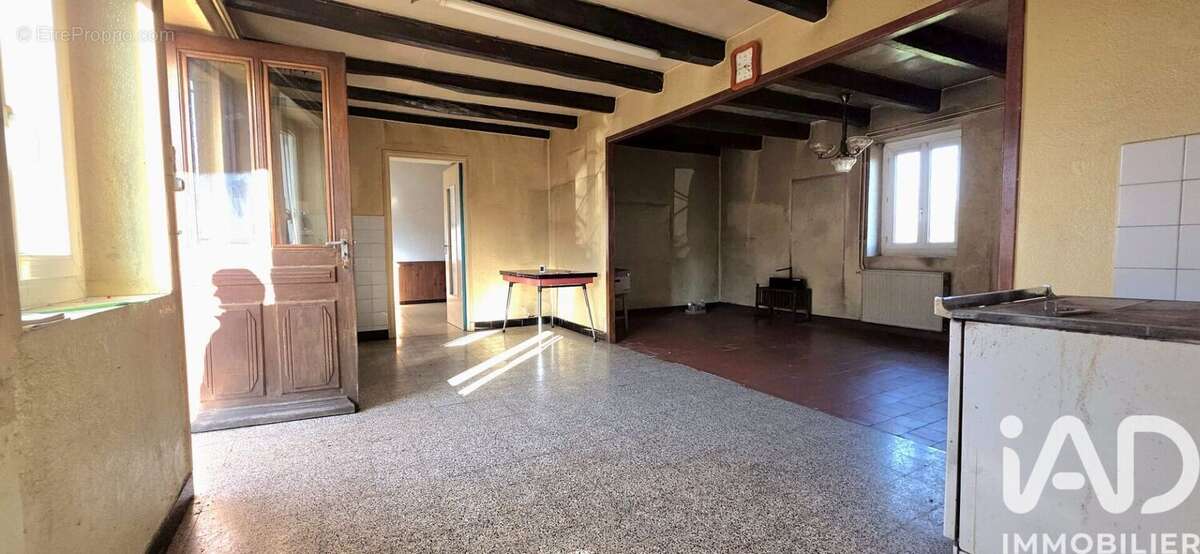 Maison 79 m² à Clessy  - photo 2