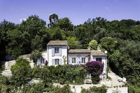 Maison à OPIO
