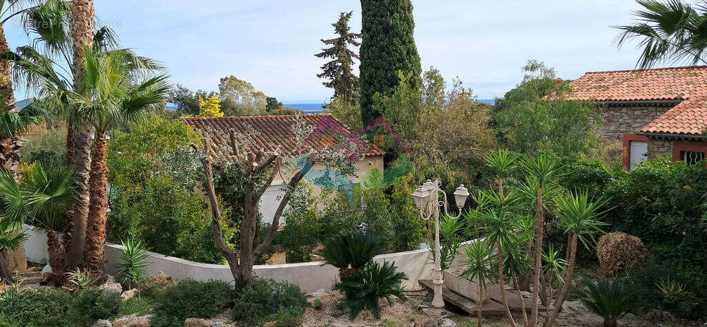 Appartement à SAINT-RAPHAEL