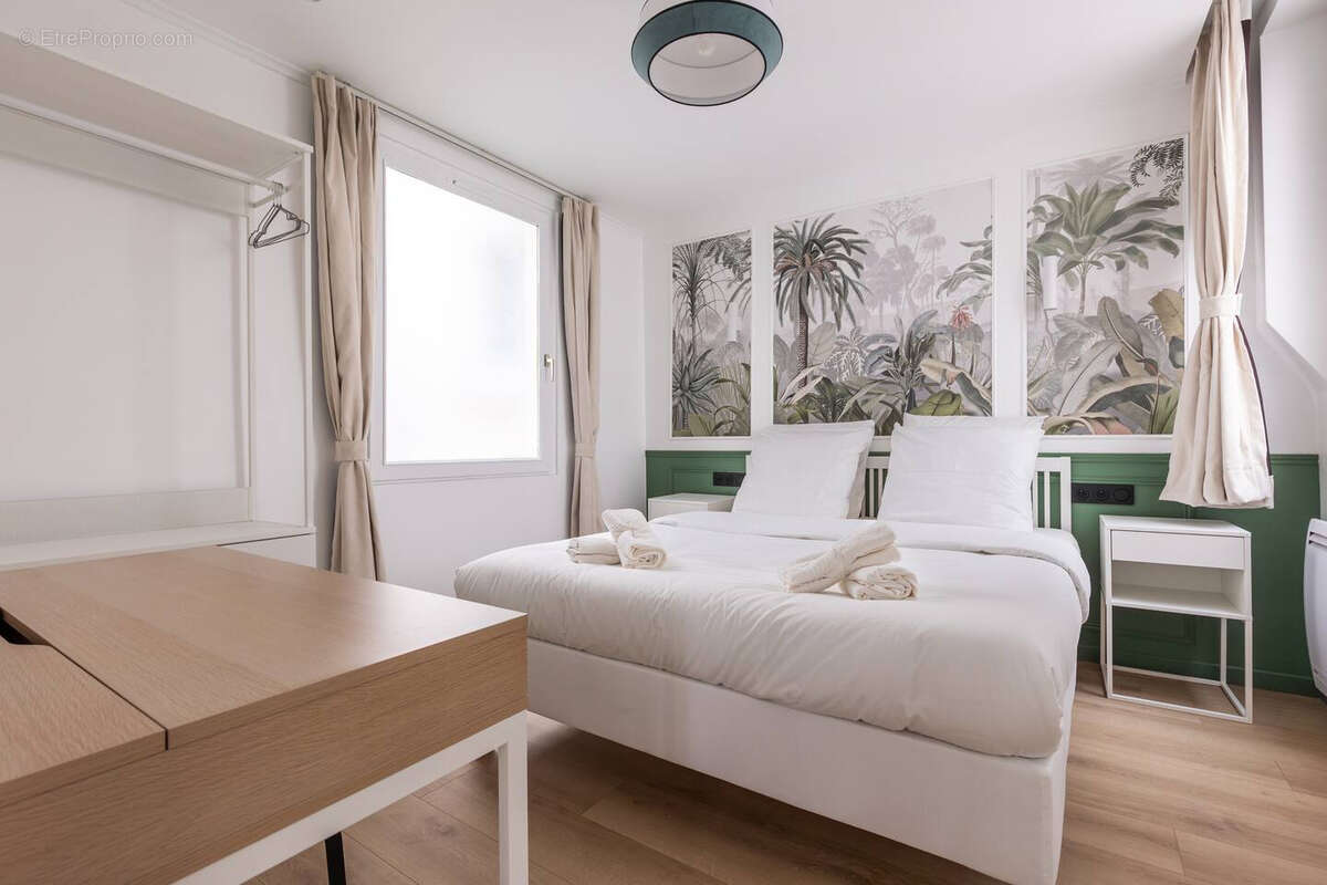 Appartement à PARIS-3E