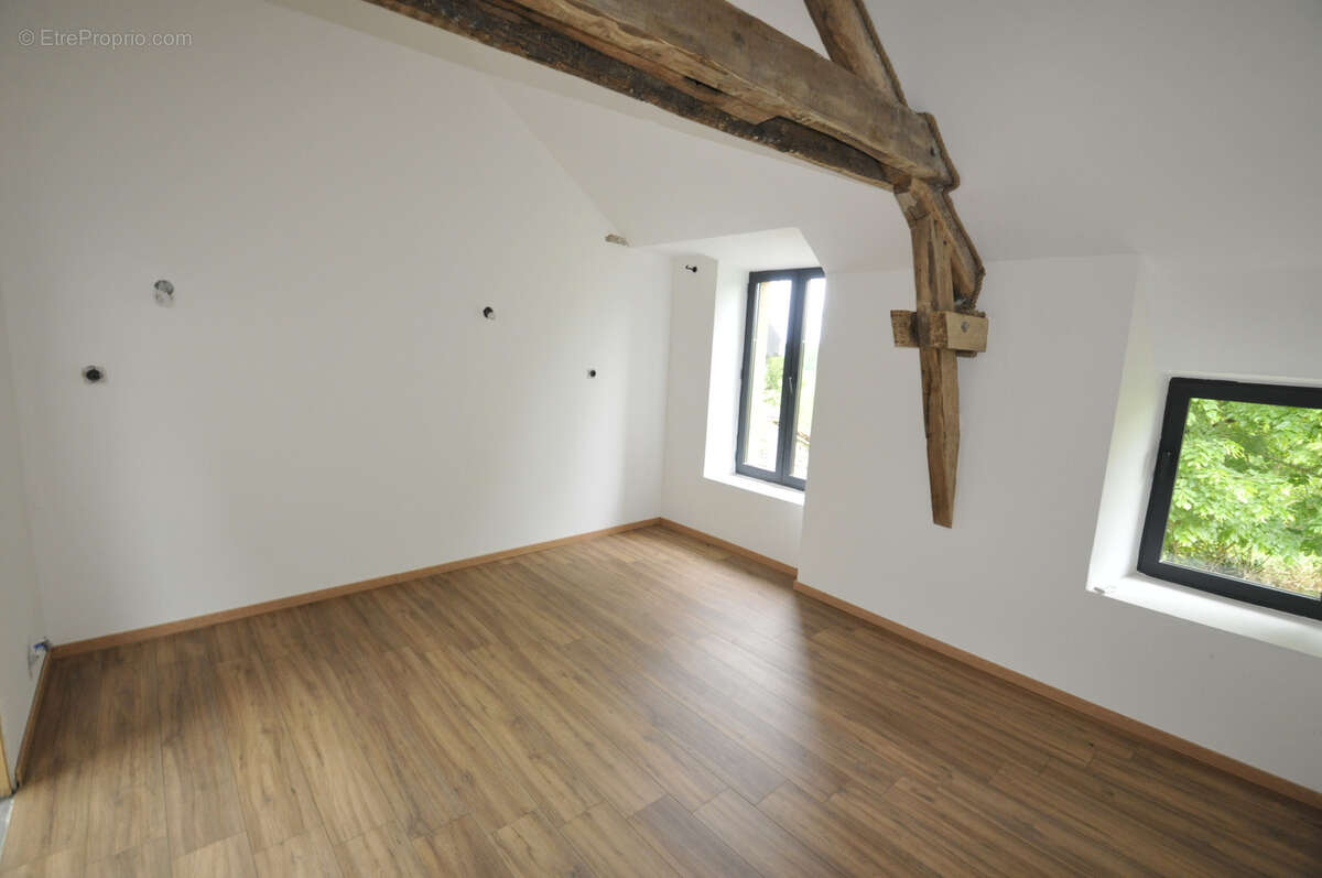 Maison à LA PORCHERIE