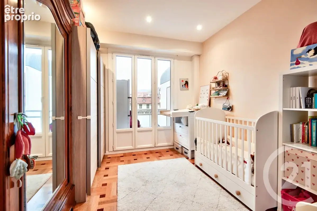 Appartement 4 pièces 83 m² à vendre à Nice (06000) - photo 8