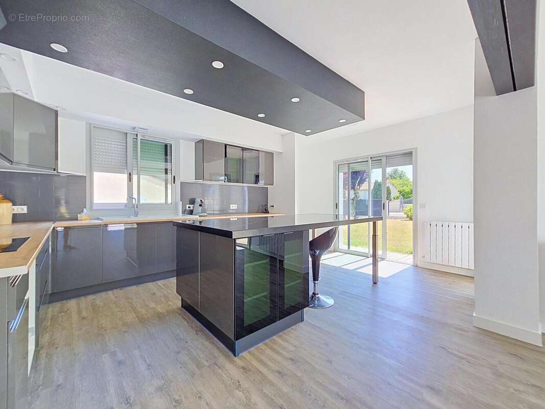 Maison 156 m² à Pessines  - photo 9