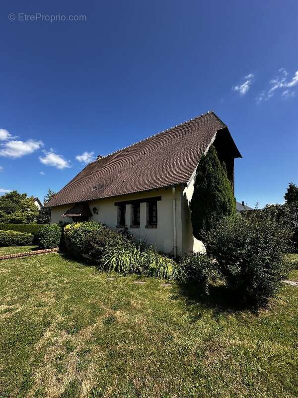 Maison à BOURG-ACHARD