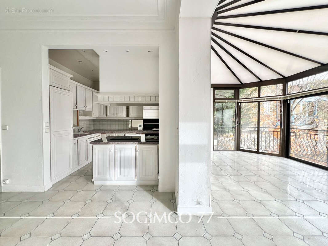 Maison à LAGNY-SUR-MARNE