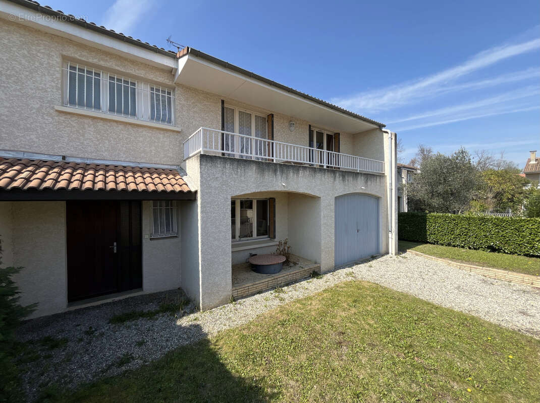 Maison à BEAUVALLON