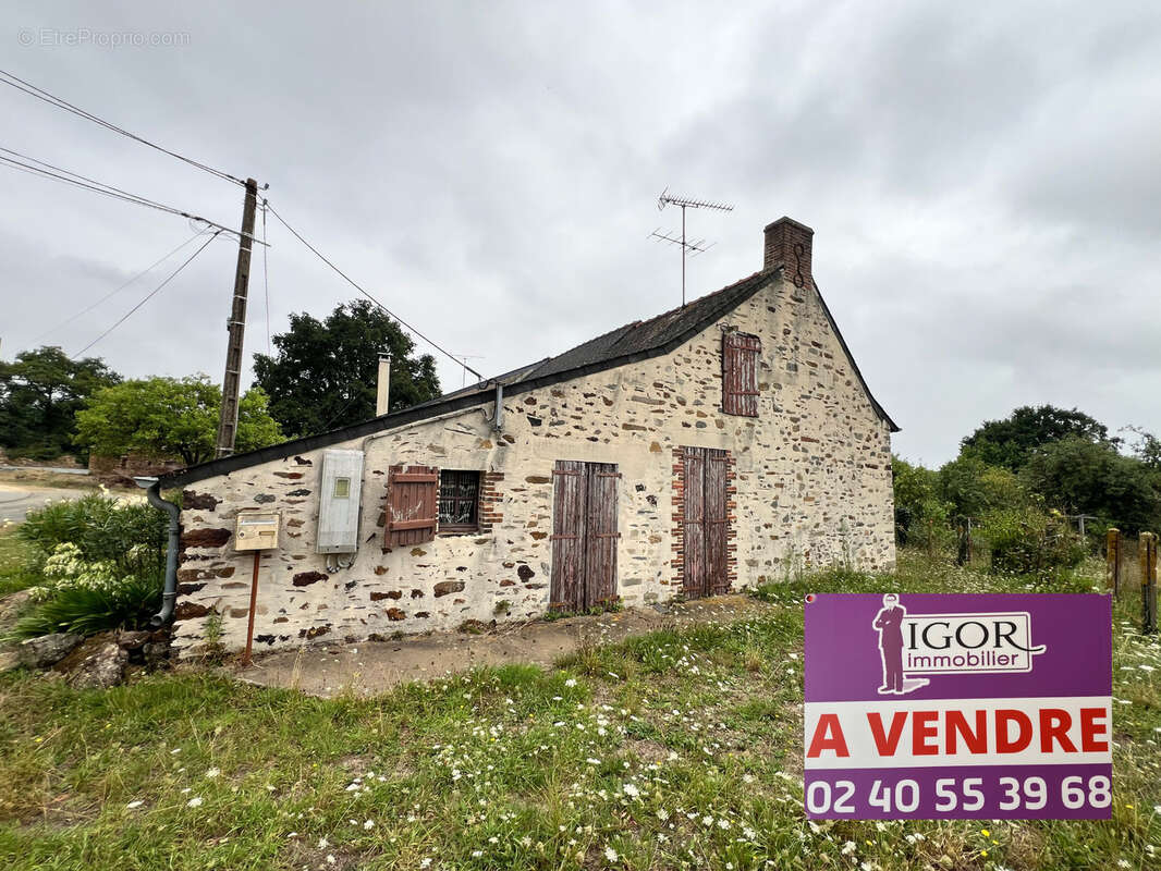 Maison à SION-LES-MINES