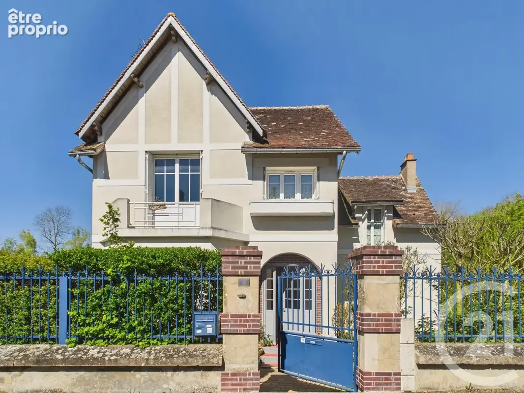 Maison à CHARTRES