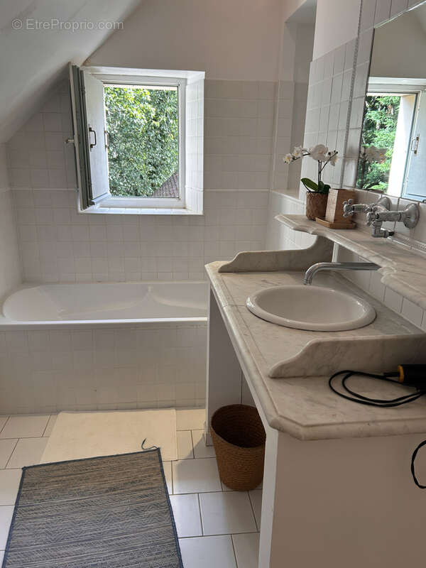 Maison à VERNEUIL-SUR-INDRE