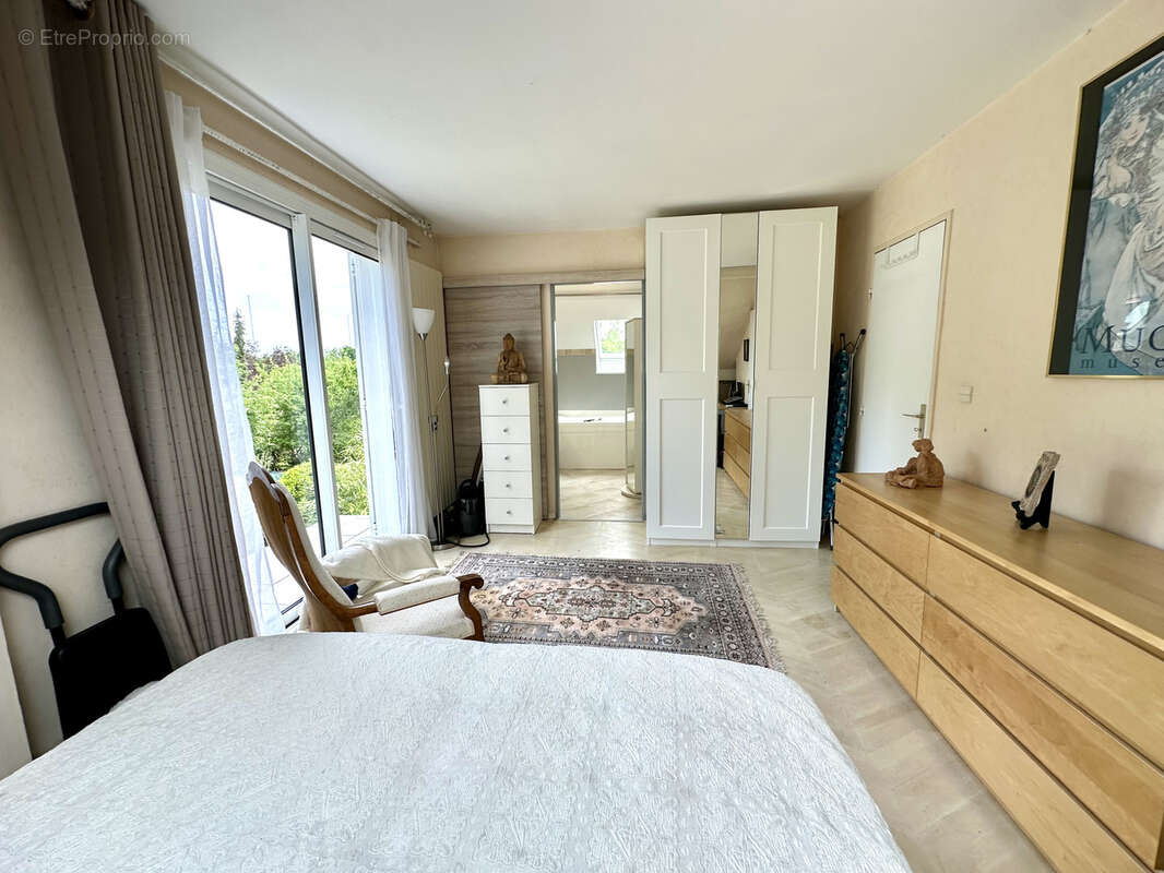 Maison à BOISSISE-LE-ROI