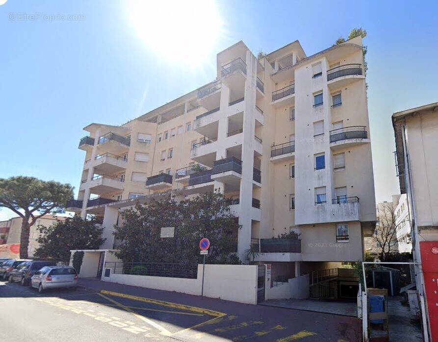 Immeuble - Appartement à CANNES