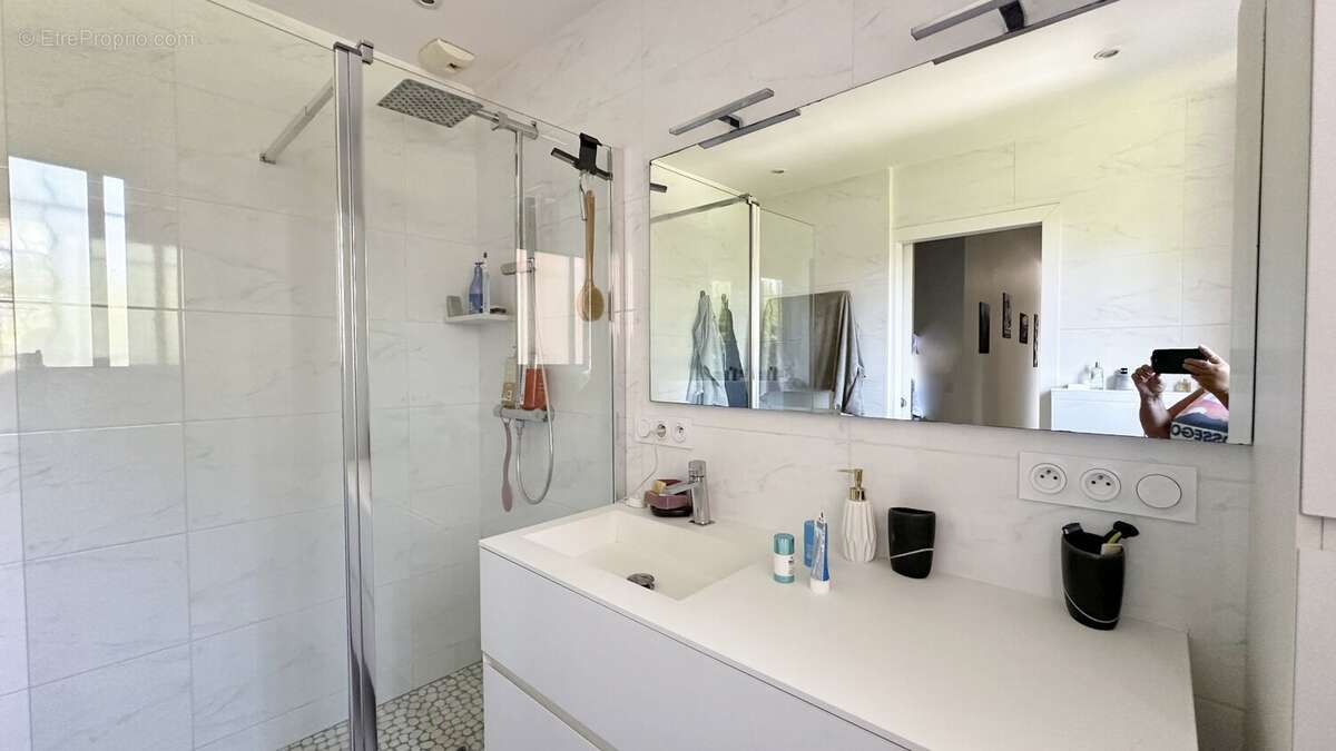 CAPBRETON  Quartier Les Vignes  Villa contemporaine avec piscine, grand jardin et dépendance - photo 19