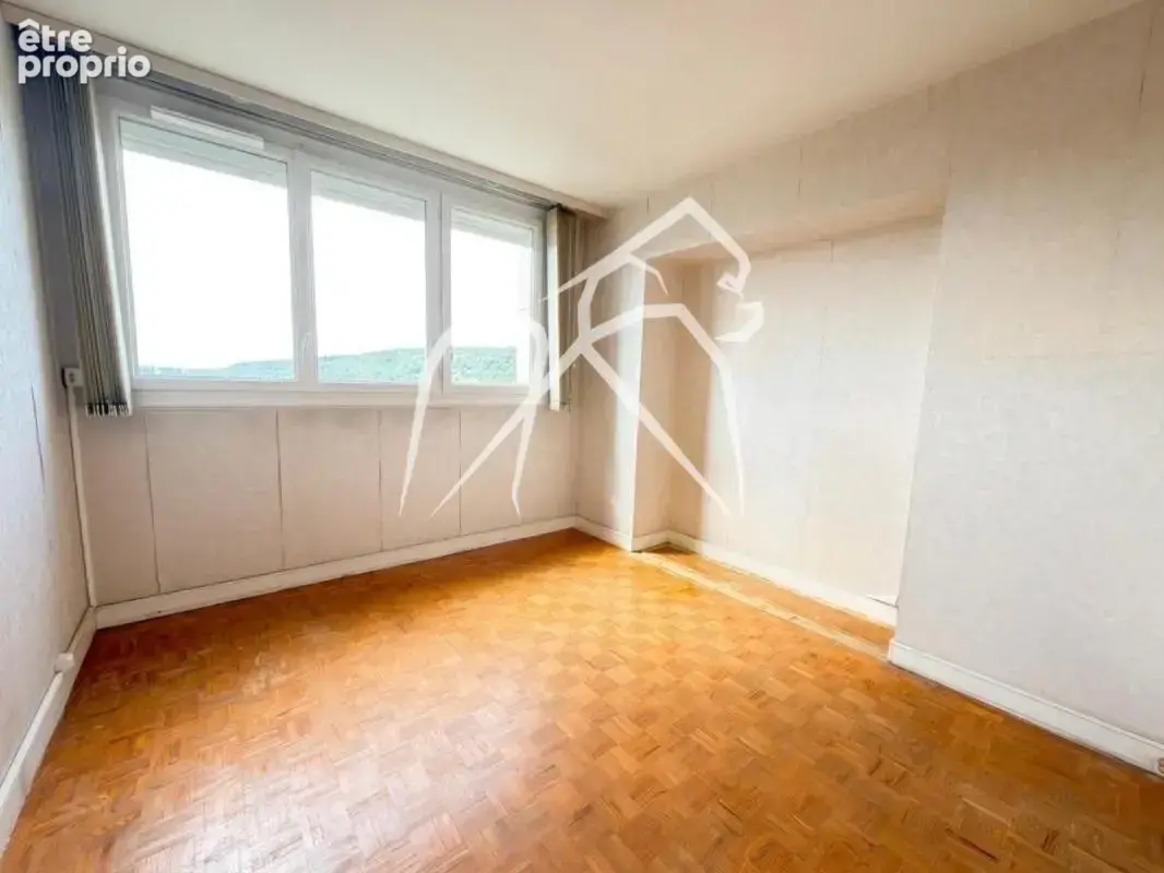 Appartement 90 m²  3 chambres  Balcons  Cave  Parking - photo 4