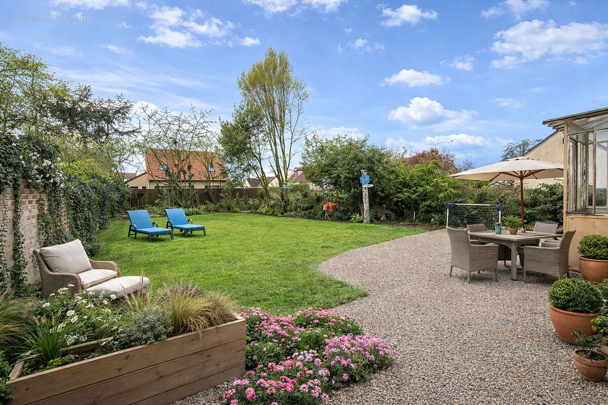 Maison à VILLECRESNES