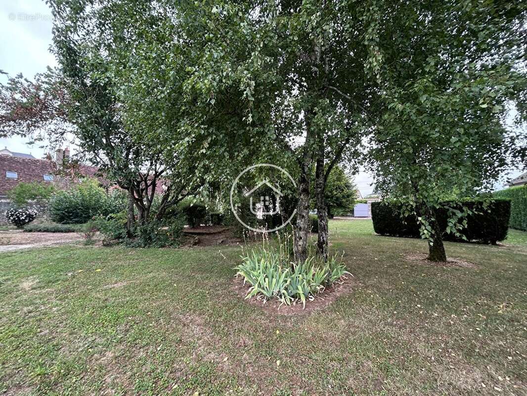 Maison à VILLEBAROU