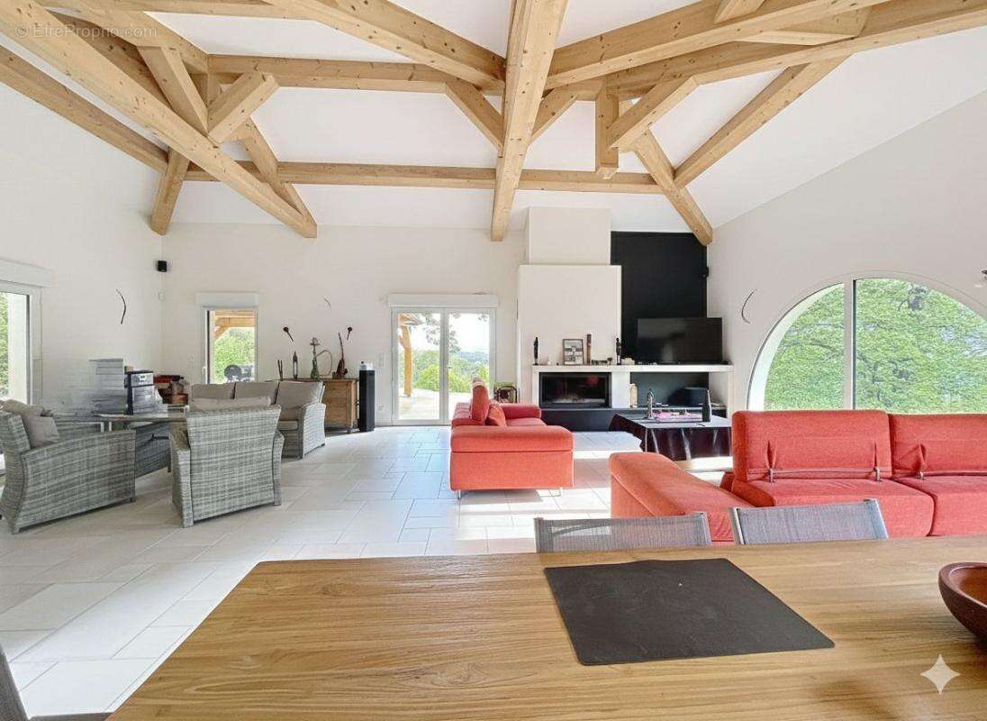 Mougins : maison récente dans domaine fermé - photo 6