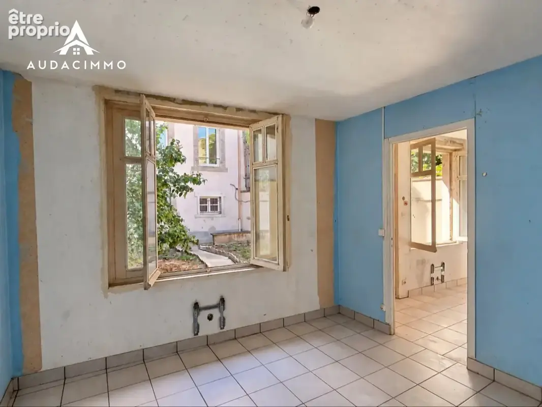 Immeuble de deux logements avec garage, dépendance et jardin - photo 14