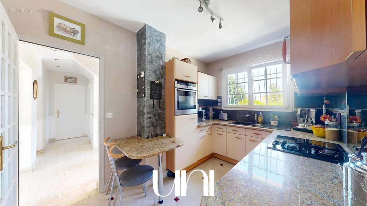 Maison 6 pièces 142m2 avec piscine - Colomby-Anguerny - photo 6