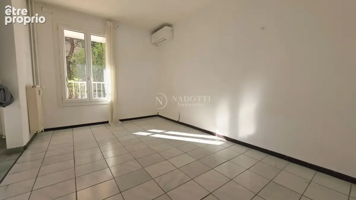 A vendre, Appartement T4 avec terrasse privative. - photo 12