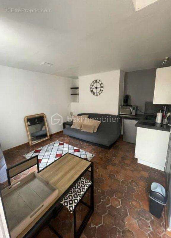 Appartement à VILLENEUVE-SUR-YONNE