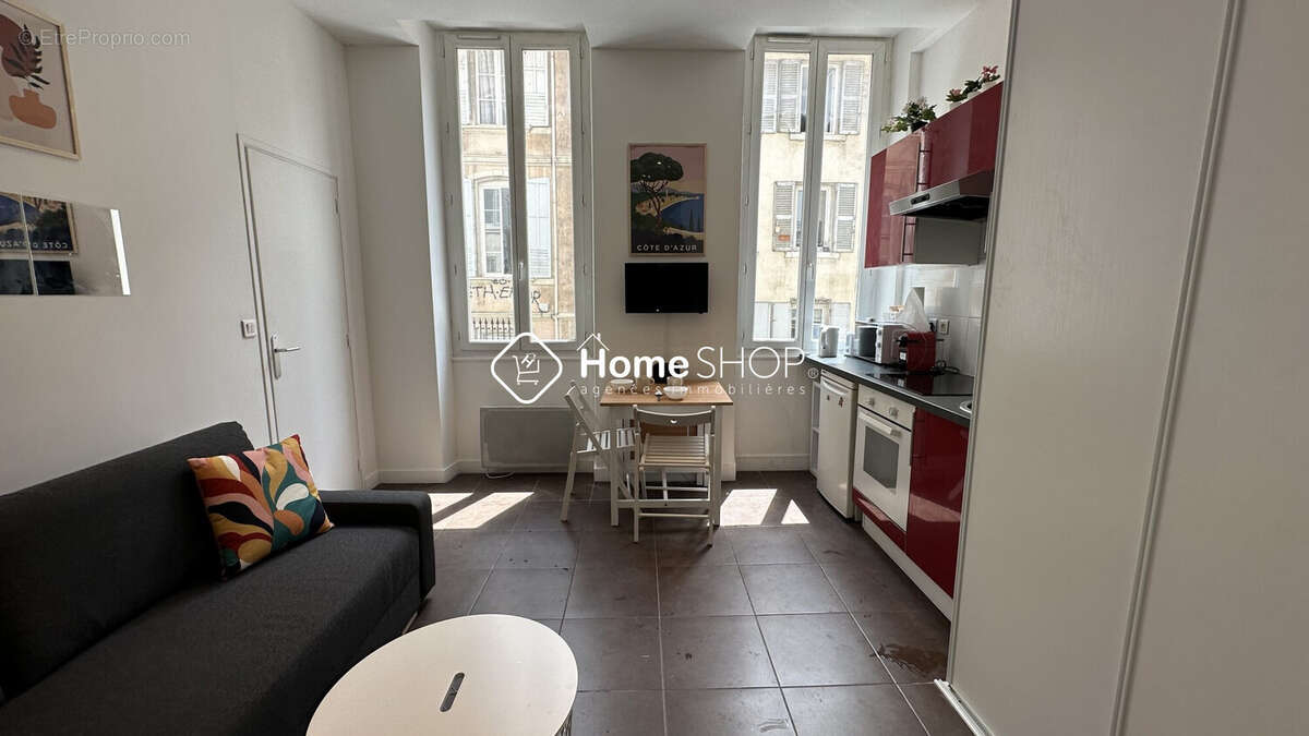 Appartement à MARSEILLE-6E