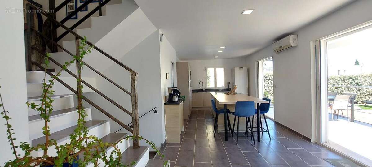 Maison à FREJUS