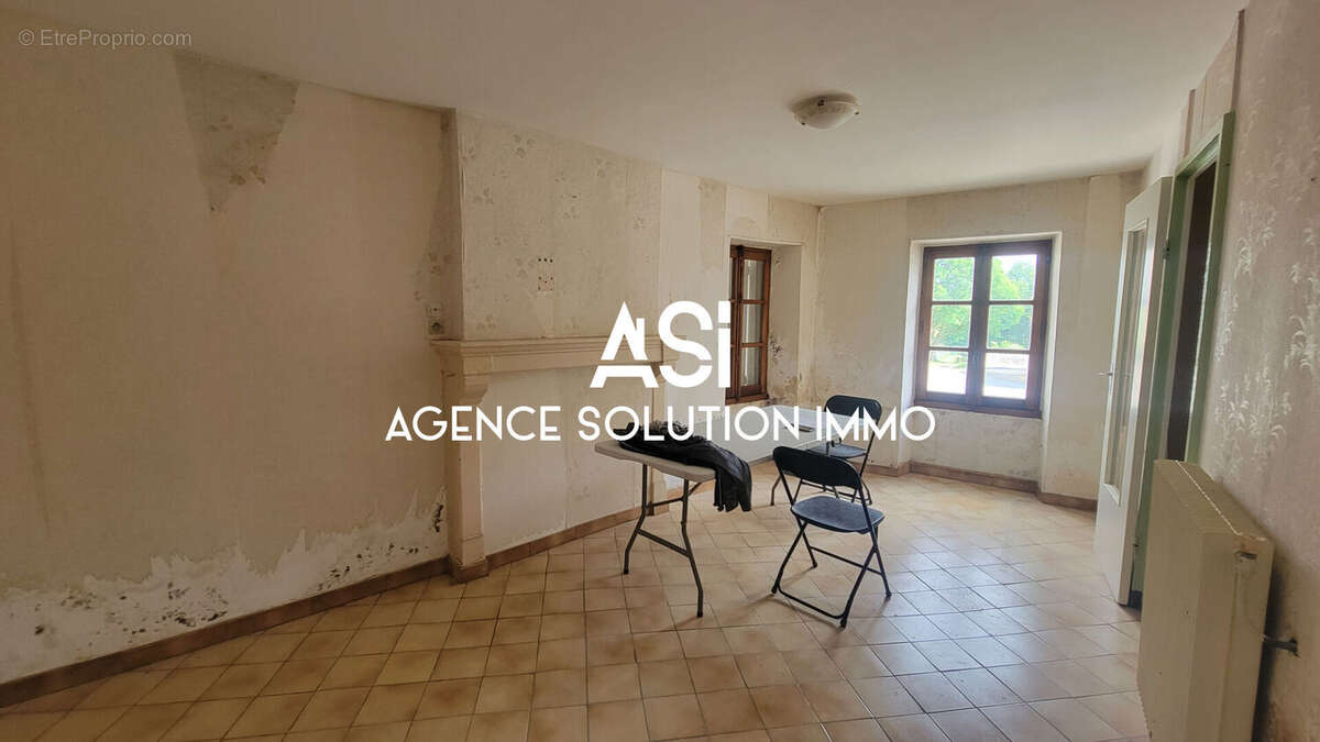 Maison à JOUE-EN-CHARNIE