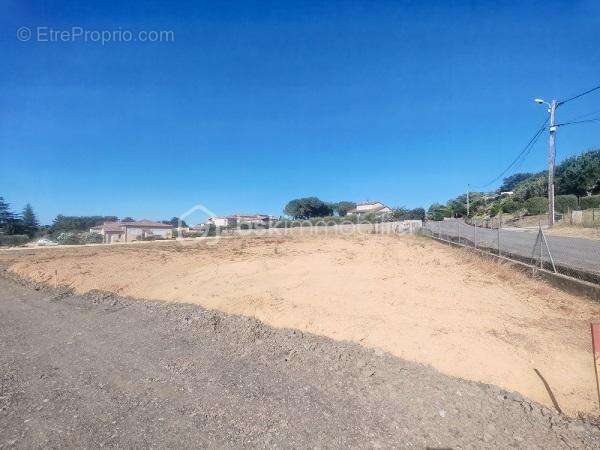 *** à vendre terrain constructible viabilise 645 m² - lezan  *** - photo 2