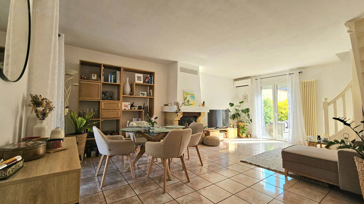 Maison à FRONTIGNAN