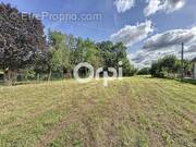 Terrain à RESSONS-SUR-MATZ