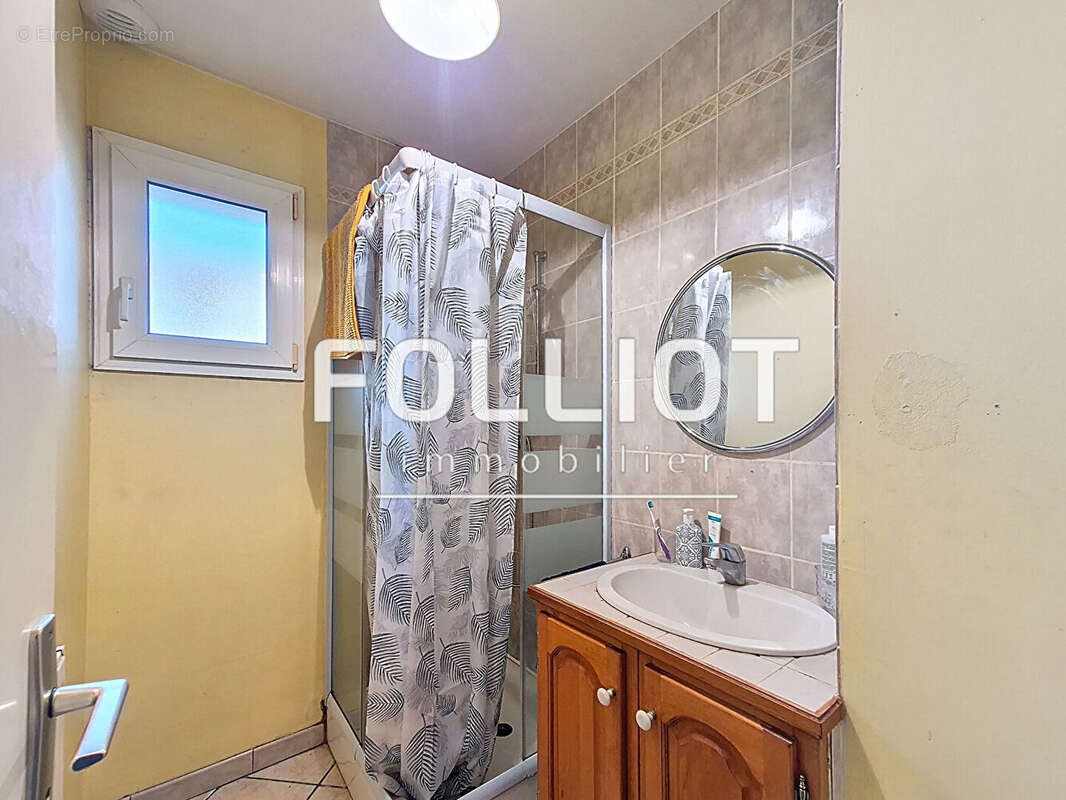 Maison à MONDEVILLE