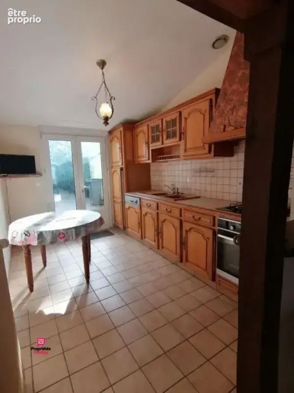 LA FERTE MACE (61600) Maison 3 pièces, 2 chambres , 67 m2 environ . Prix 70 000 honoraires  7,69% inclus à la charge de l'acquér - photo 6