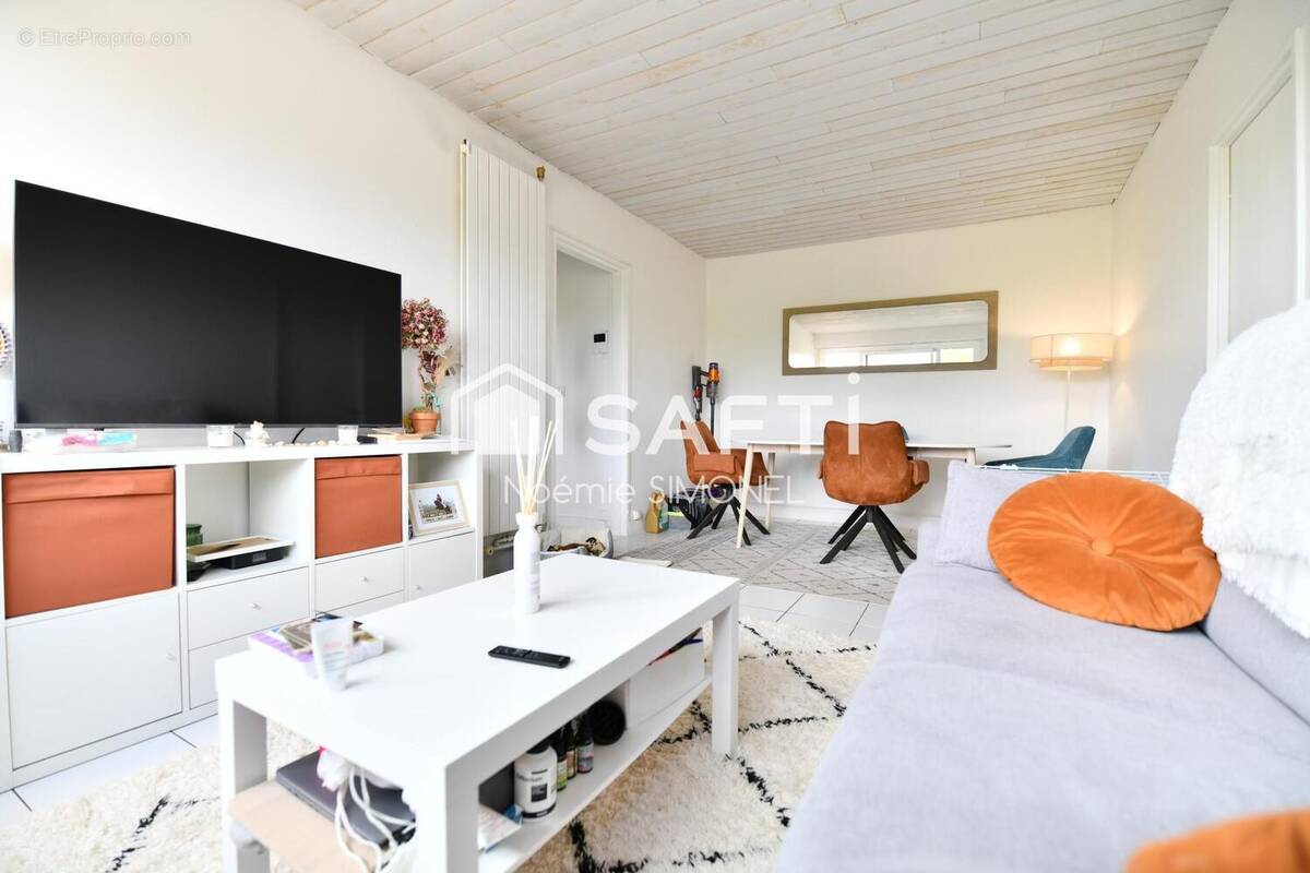 Photo 1 - Appartement à VERRIERES-LE-BUISSON