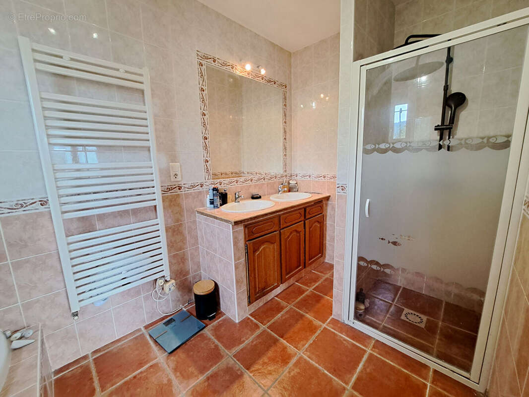 Maison Proche Malaucene 4 chambres sur grand terrain - photo 12