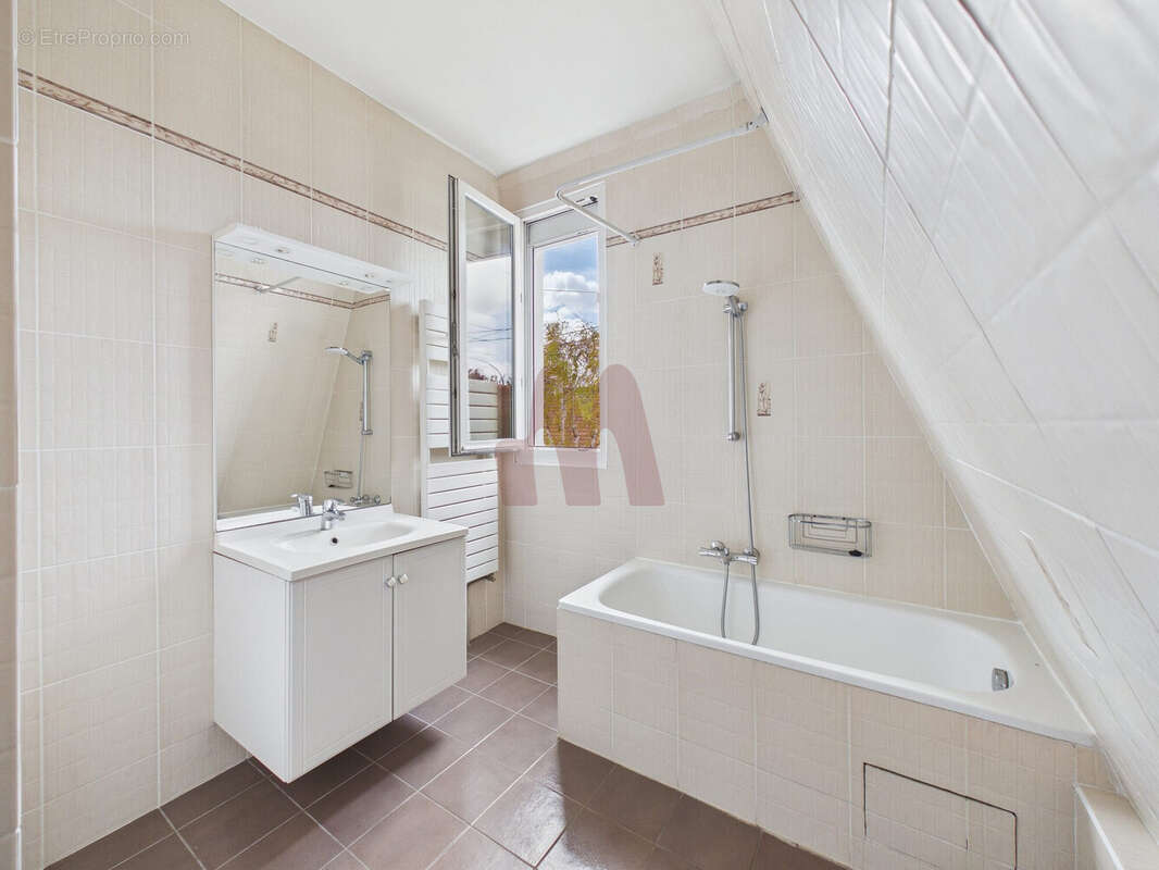 Maison à CHOISY-LE-ROI