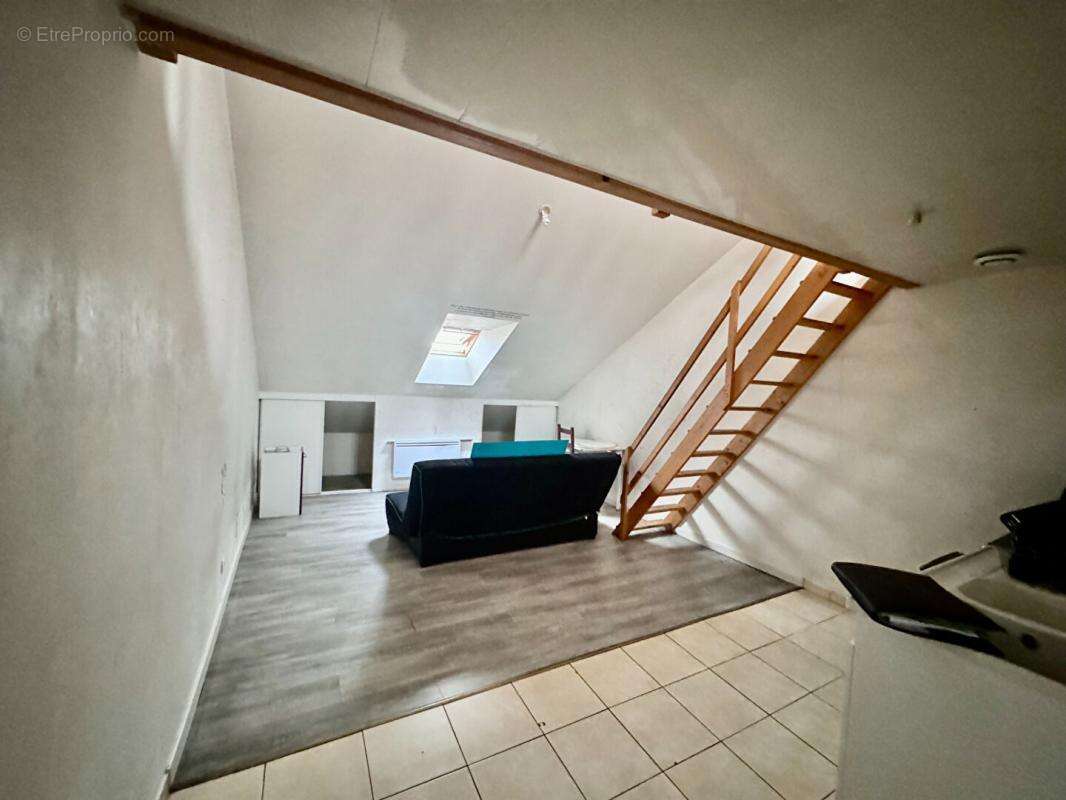 Appartement à LA CHARITE-SUR-LOIRE