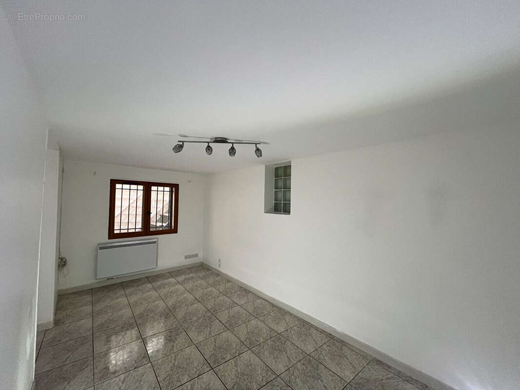 Maison à PORT-DE-BOUC