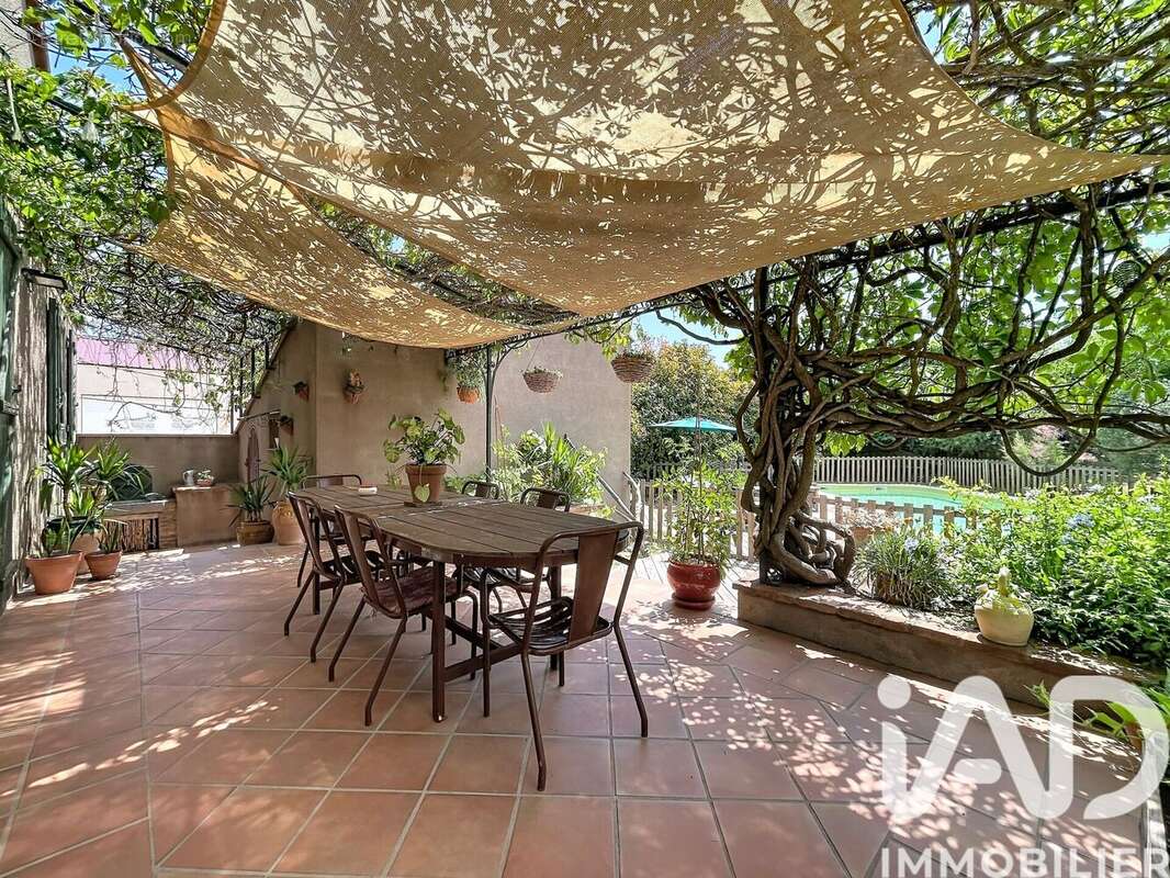 Maison 145 m² à Bages  - photo 6
