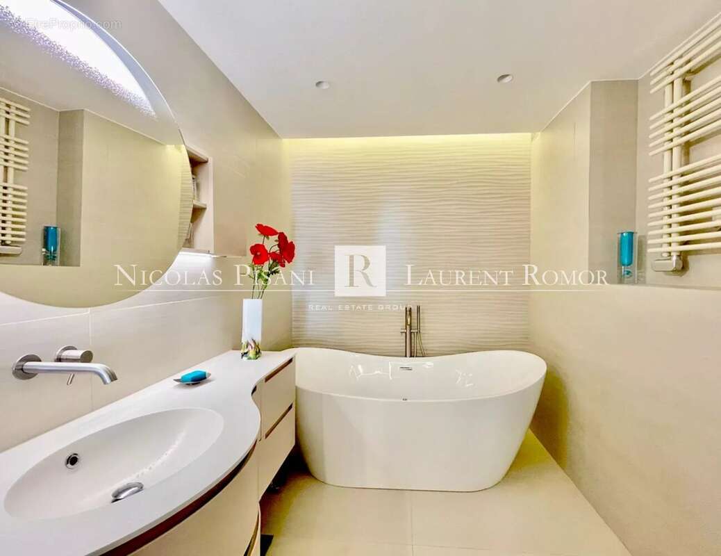 Appartement à VILLEFRANCHE-SUR-MER