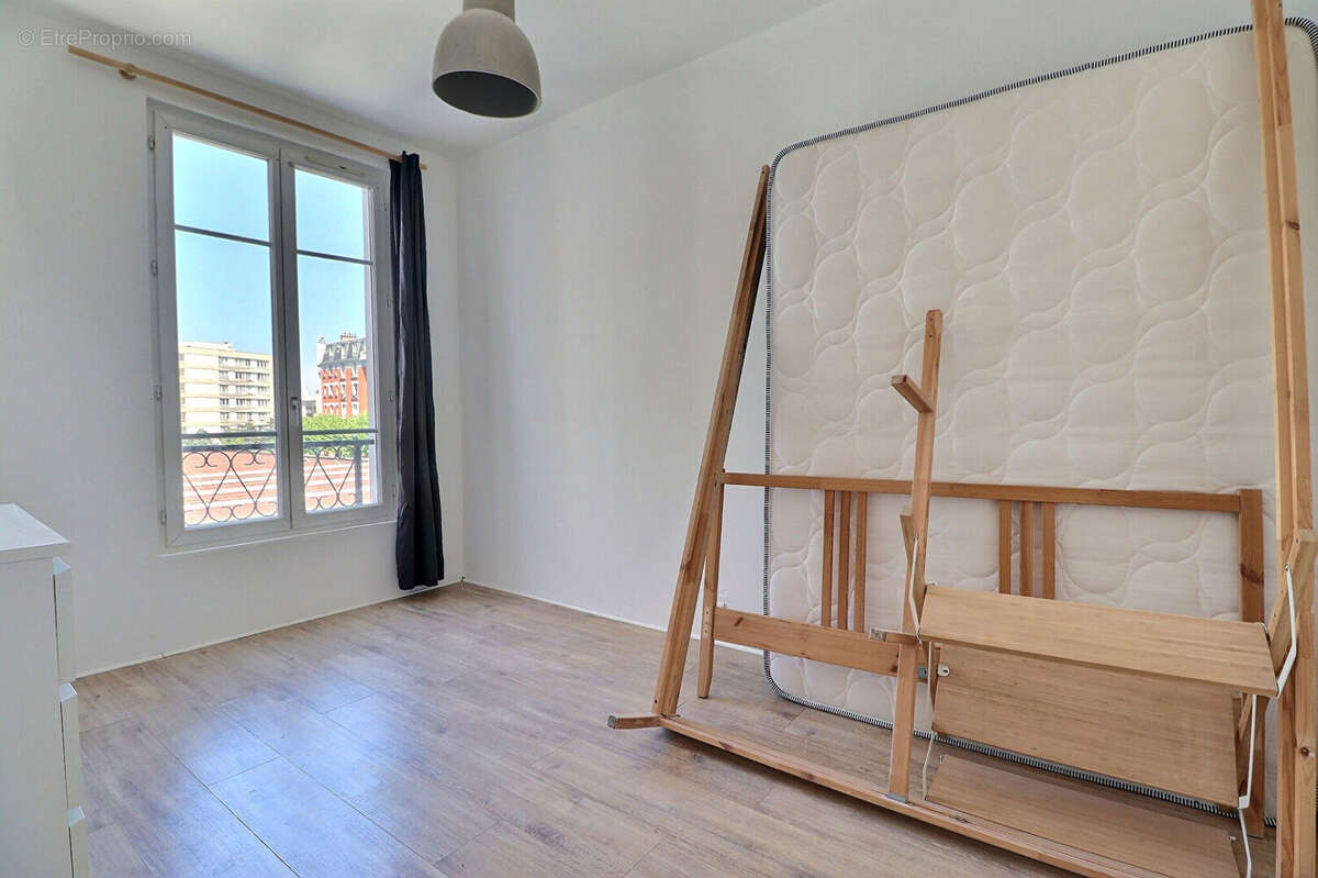 Appartement à AUBERVILLIERS