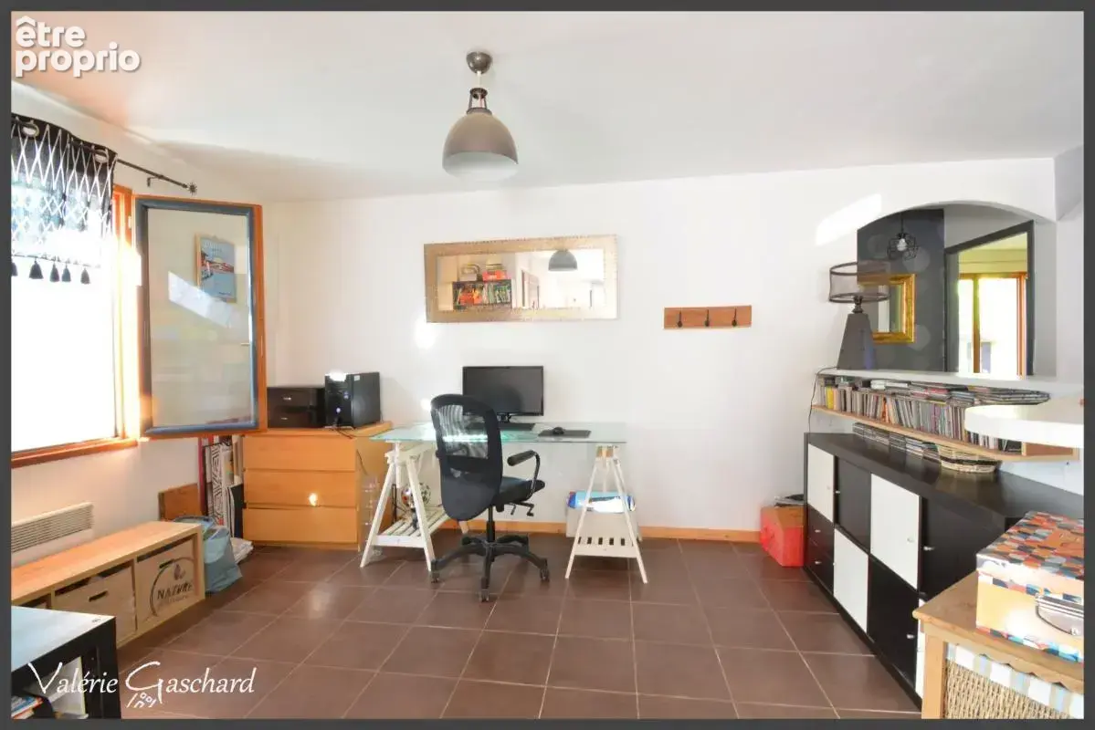 Ménesplet (proche Montpon-Ménestérol) Maison de  130 m² en parfait état - photo 7