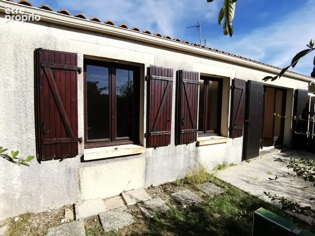 Maison 4 pièces 90 m² à vendre à Saintes (17100) - photo 3