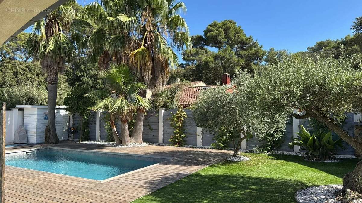 Villa contemporaine rénovée/imaginée par architecte d’intérieur – volumes exceptionnels – Janas - photo 6