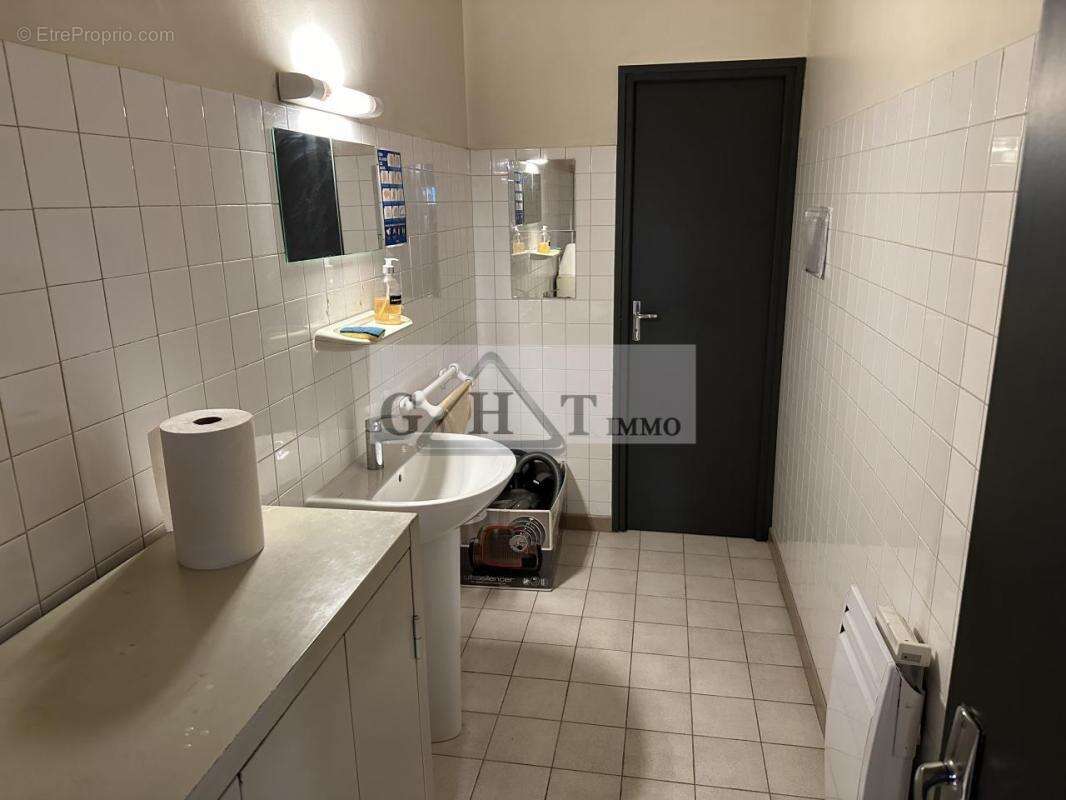 Batiment indépendant à vendre - photo 8
