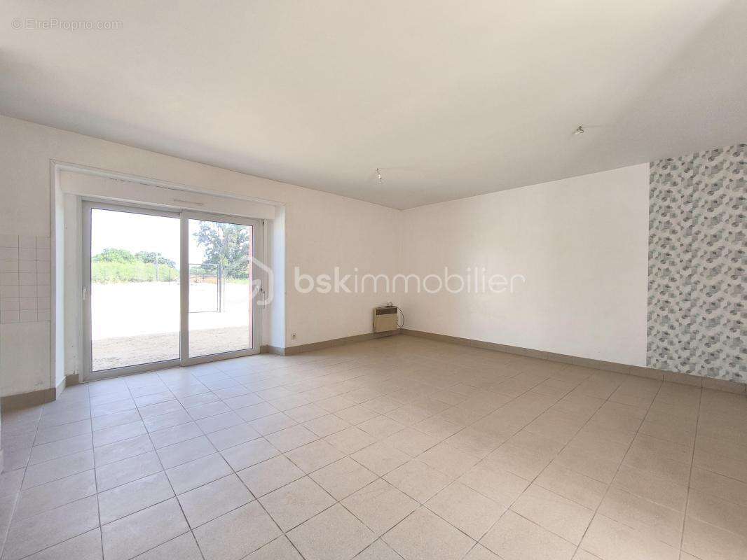 Appartement T3 - Jardin - Stationnement privé - photo 3