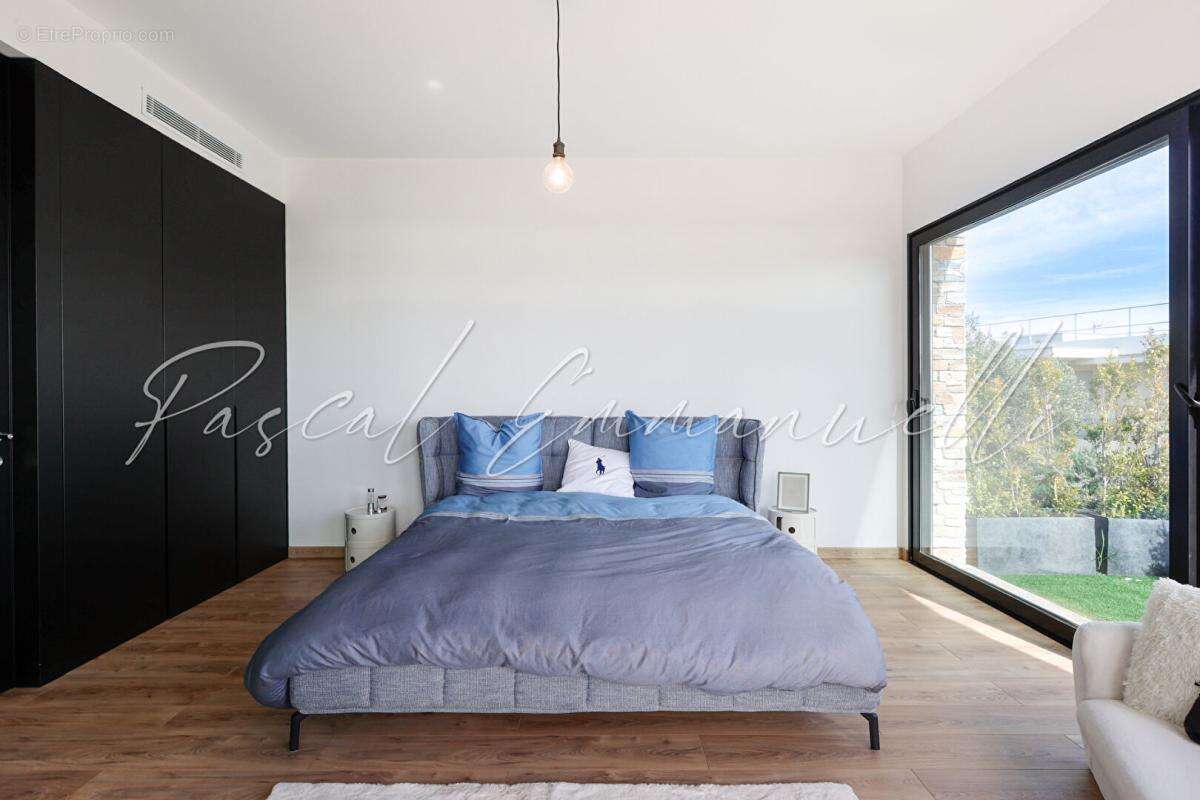 Appartement à VILLENEUVE-LOUBET