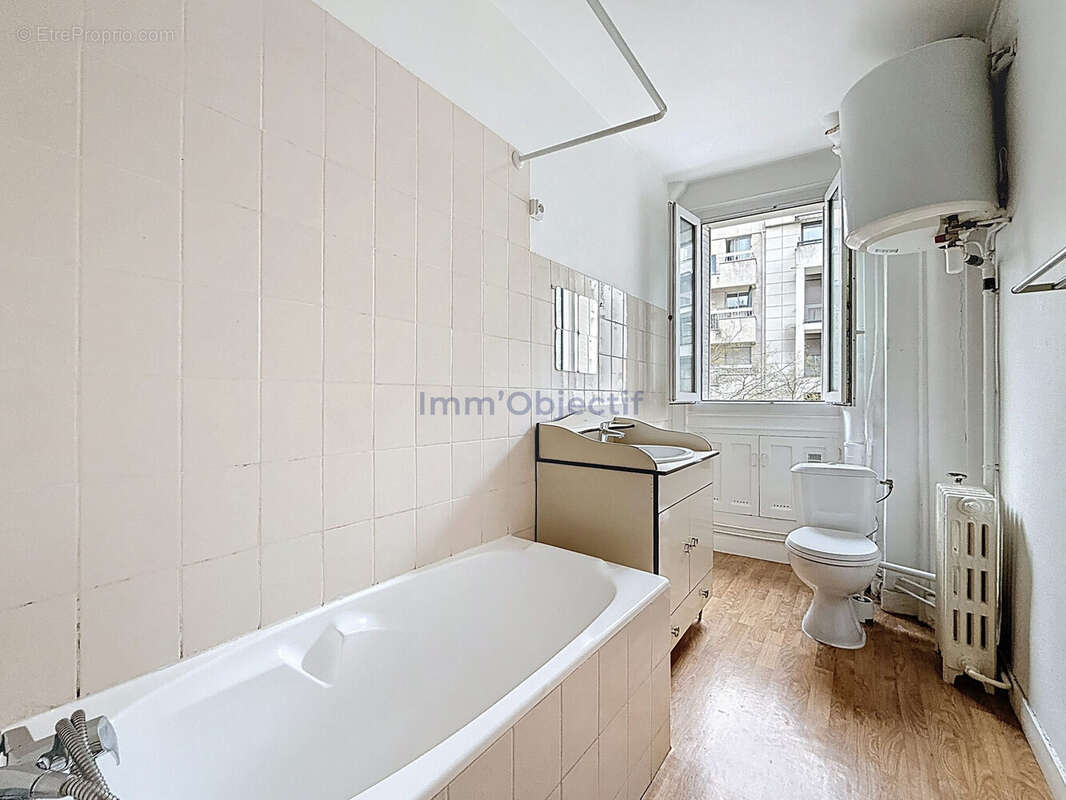 Appartement à PARIS-12E