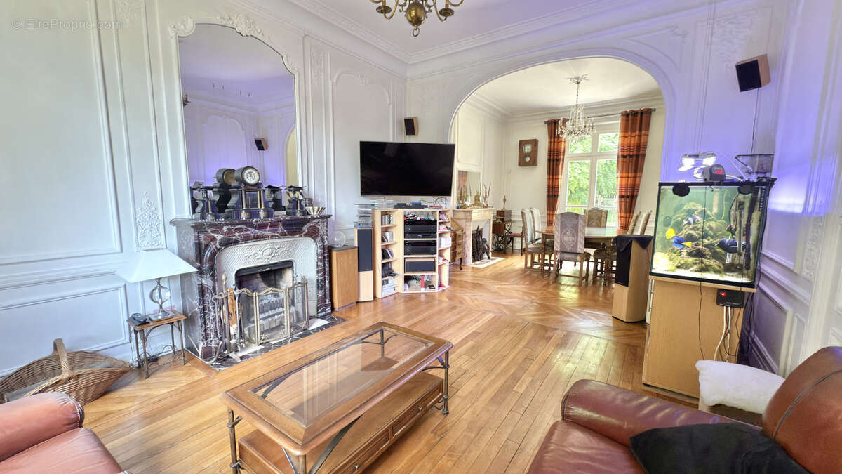 Maison à ENGHIEN-LES-BAINS