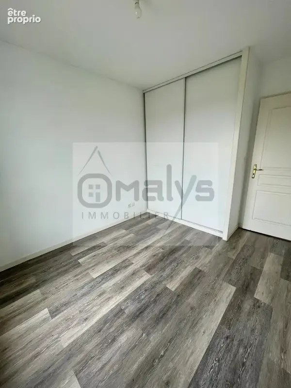 Saint-omer – appartement 2 chambres avec ascenseur et parking - photo 3